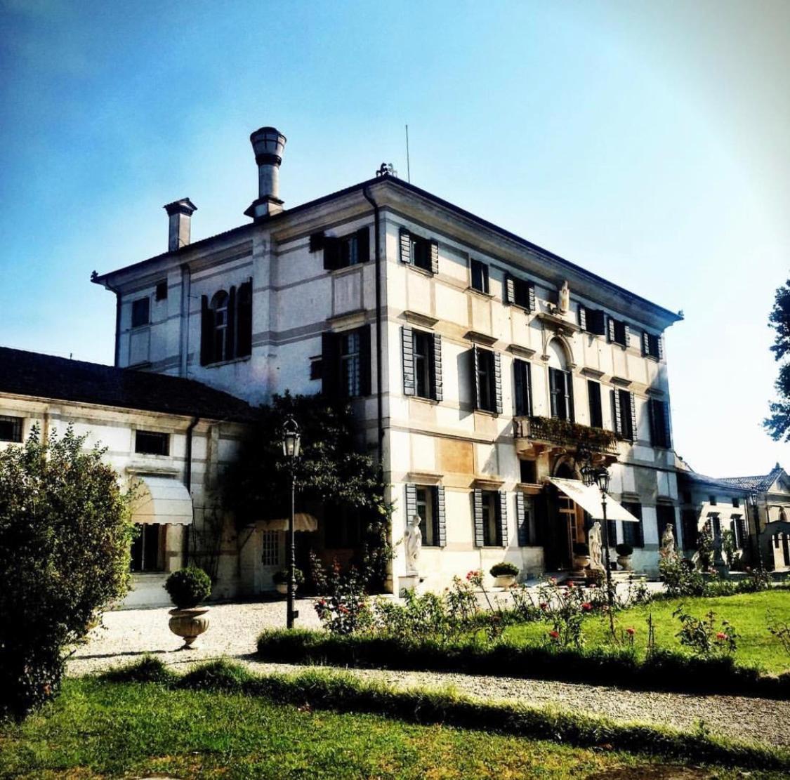 Hotel Villa Condulmer Mogliano Veneto Bagian luar foto Villa confalonieri